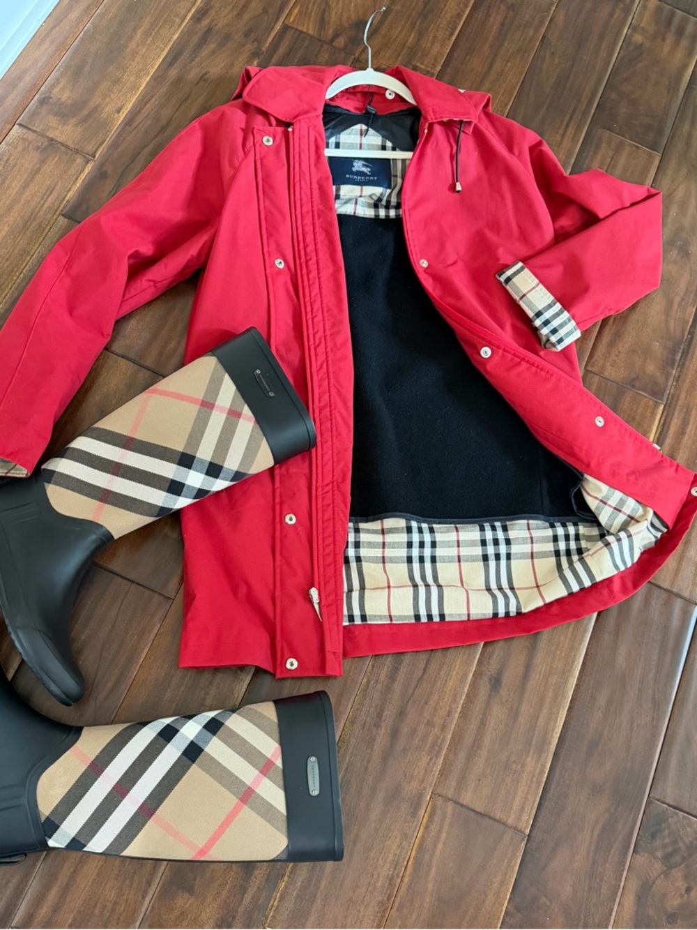 Burberry Rain coat Red Smooth Plaid Lining Hood wool insert jacket  S